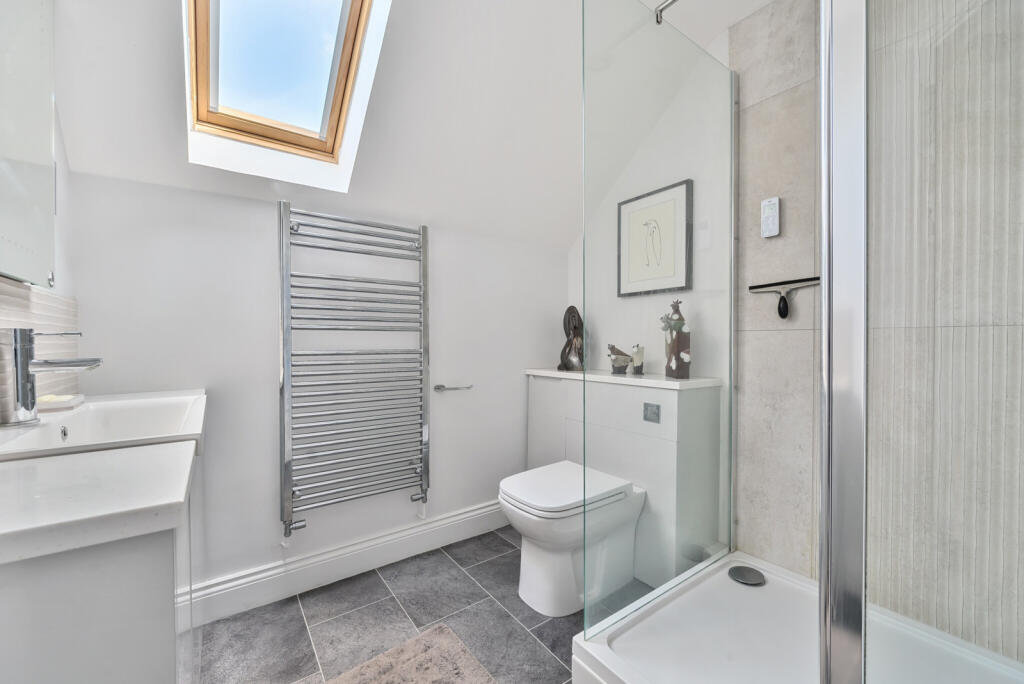 3-681b243562011-1...