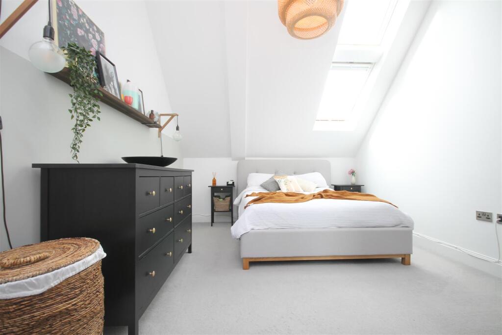 Main bedroom