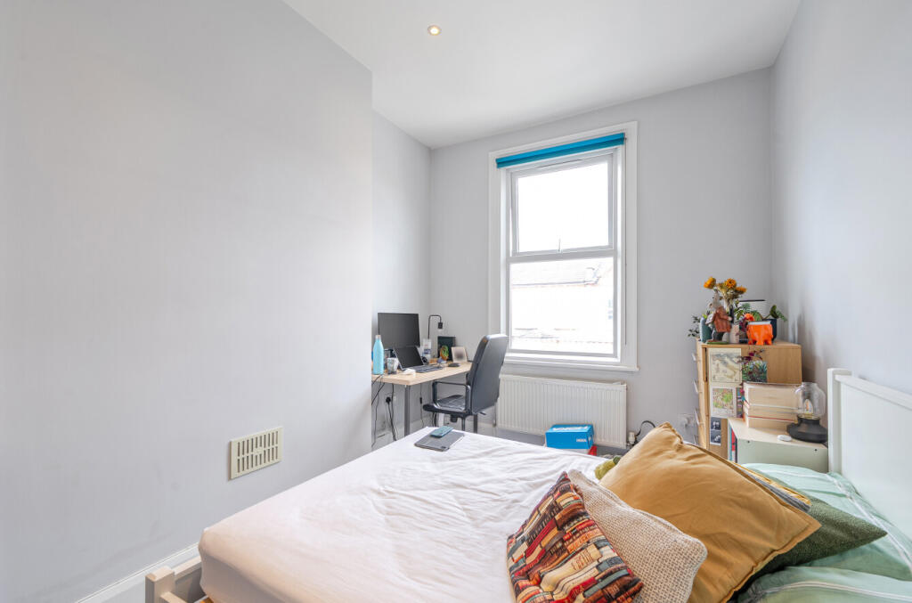 1326318-3-6877796...