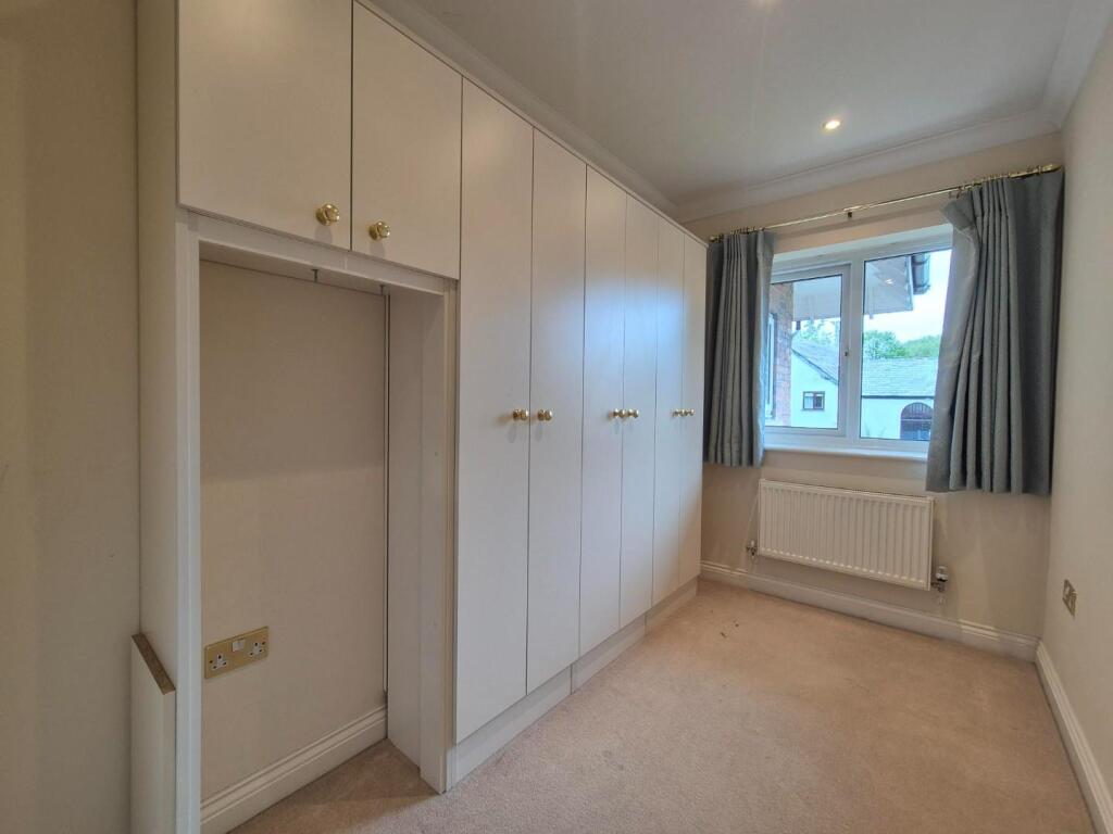 Bedroom 3 / Study
