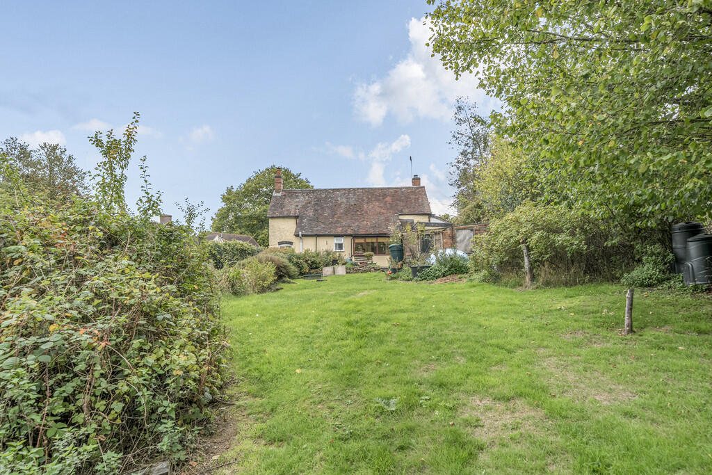 1358648-5-68d6b4a...