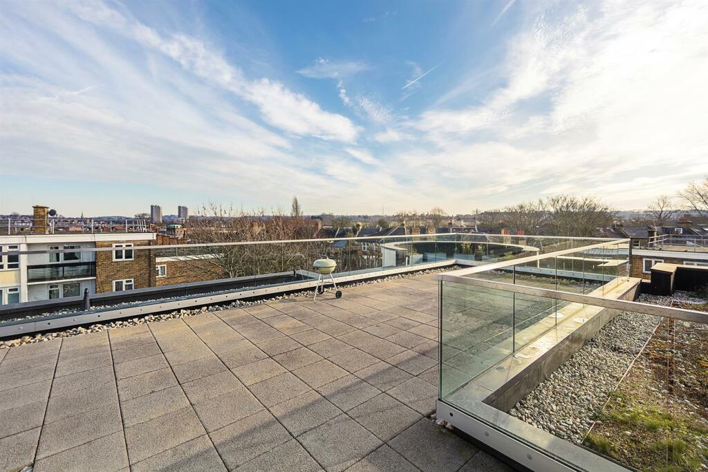 Shared Roof Terrace (2).jpg