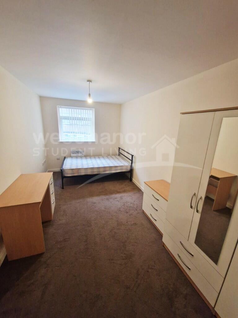 FLAT 6