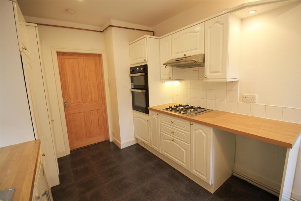 Kitchen..jpg
