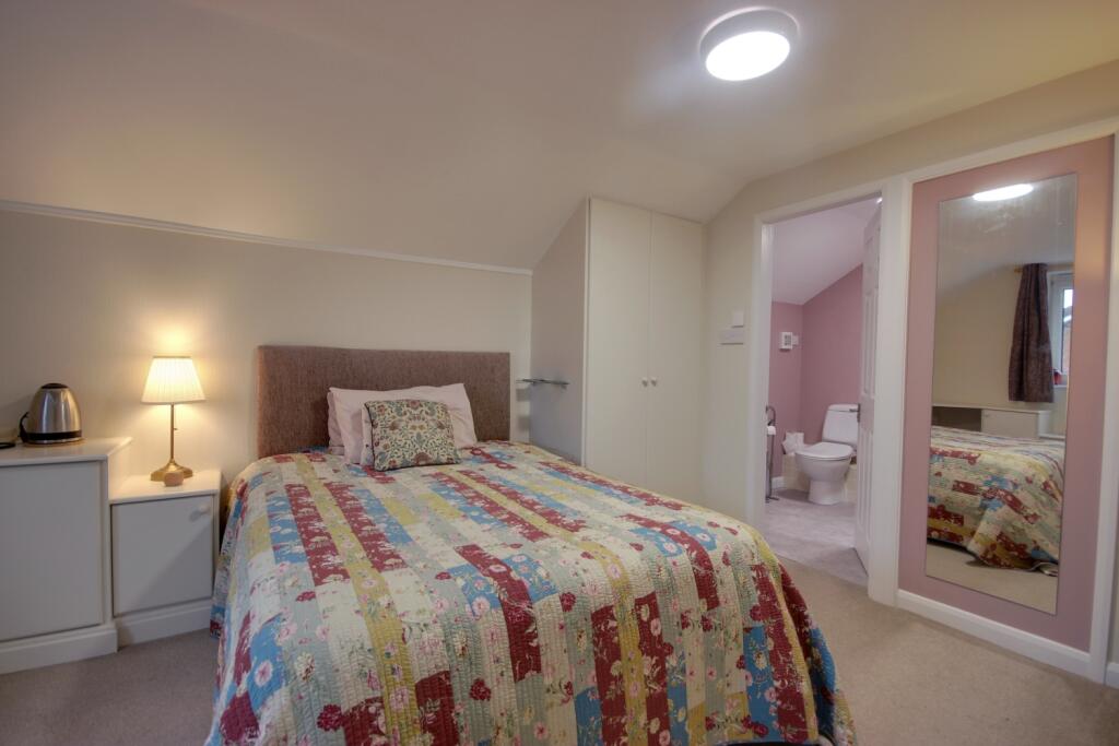 1 Bed 1A