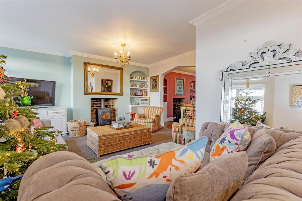 Reception Room-3.jpg