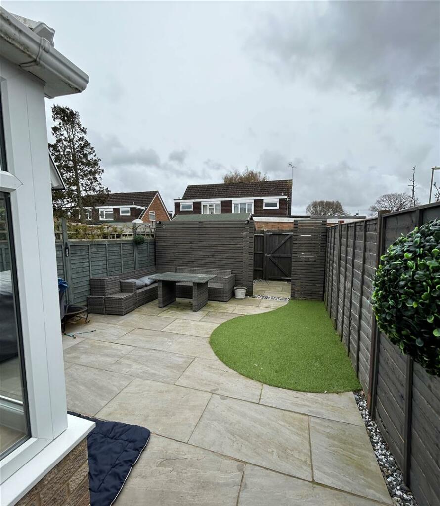 north bad garden.JPG