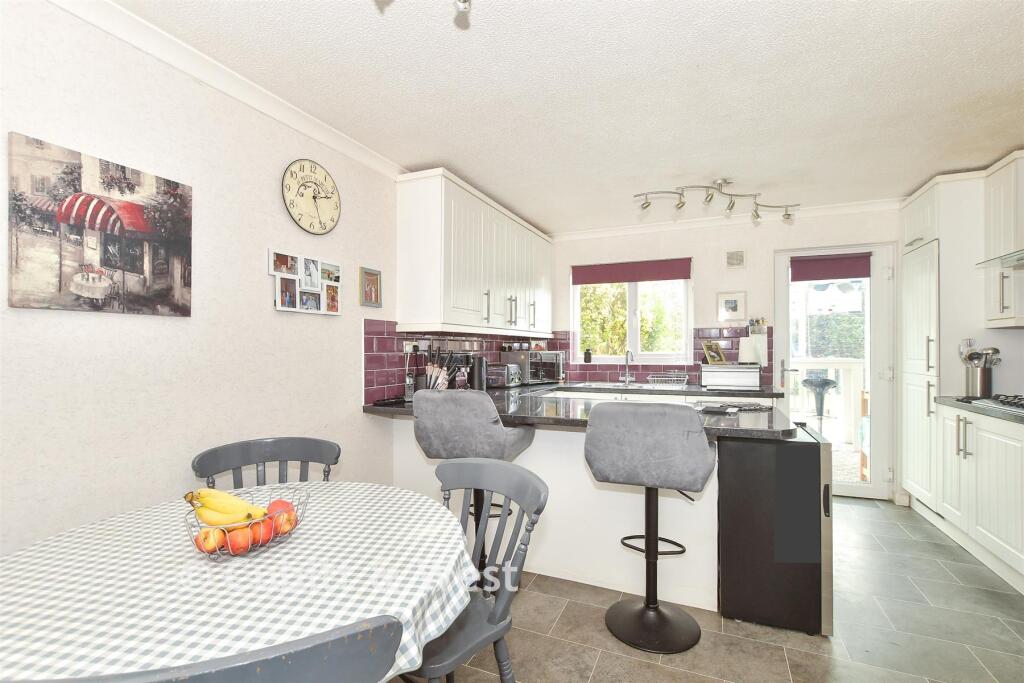 Kitchen/Dining Room.