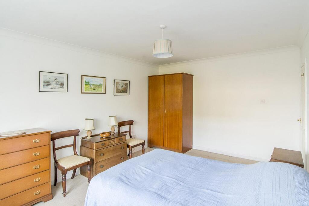 (Bedroom One Photo Two)