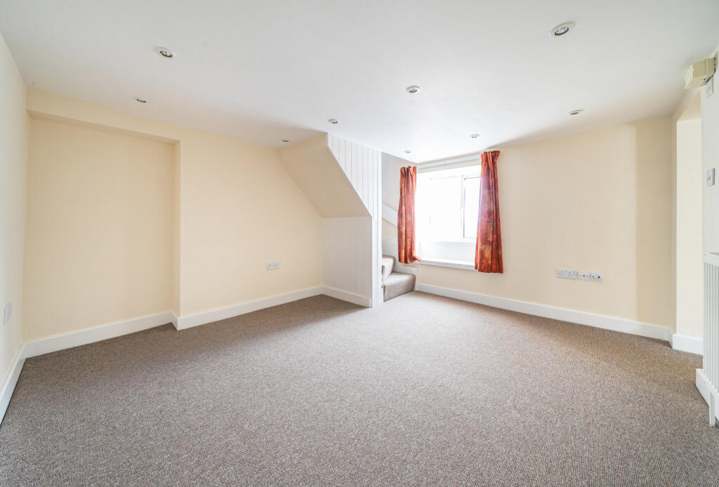 1355385-9-68c4556...