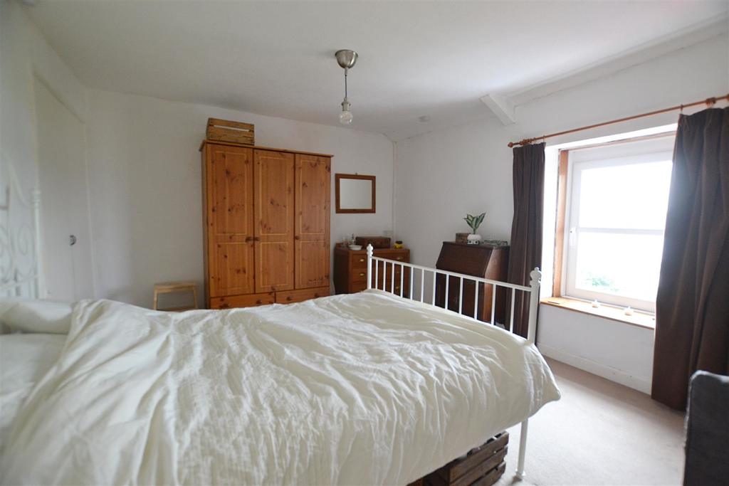 bed 1.JPG