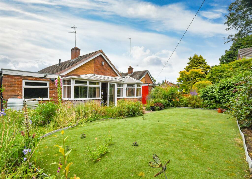6 Common Road-garden3.jpg