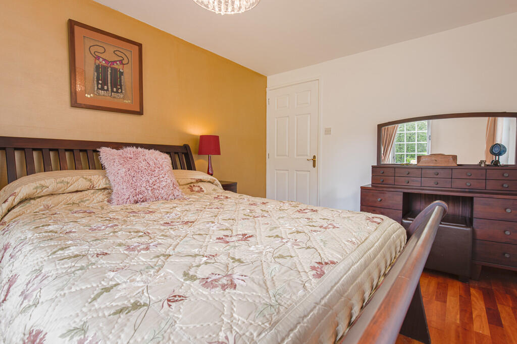 Bedroom2Angle2