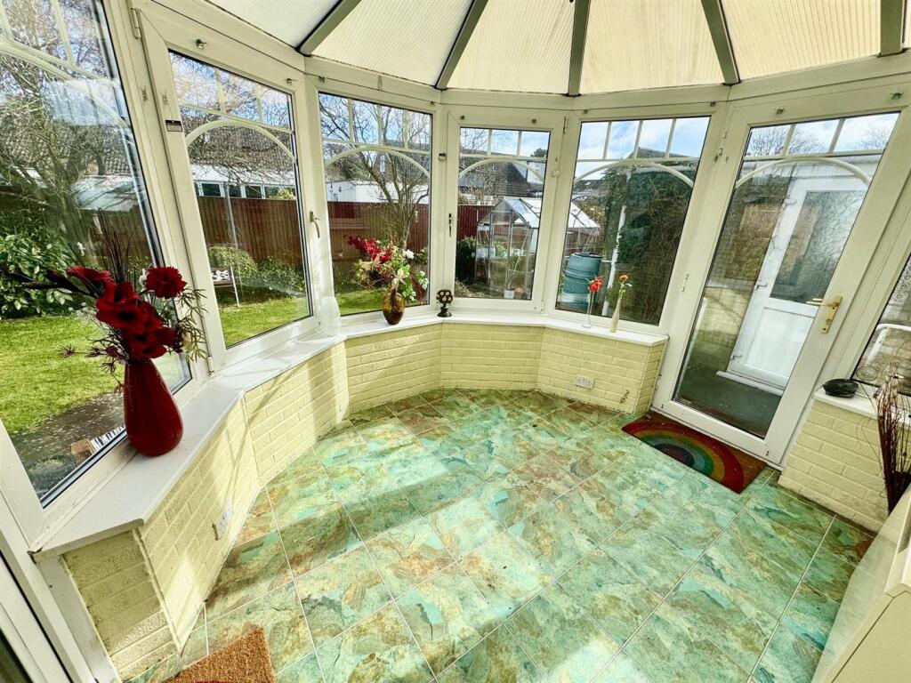 Conservatory 2.jpg