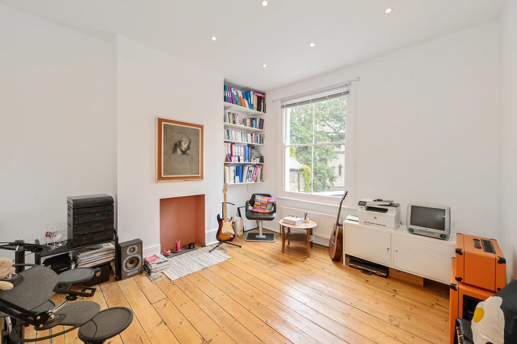 37-Lauriston-Road...