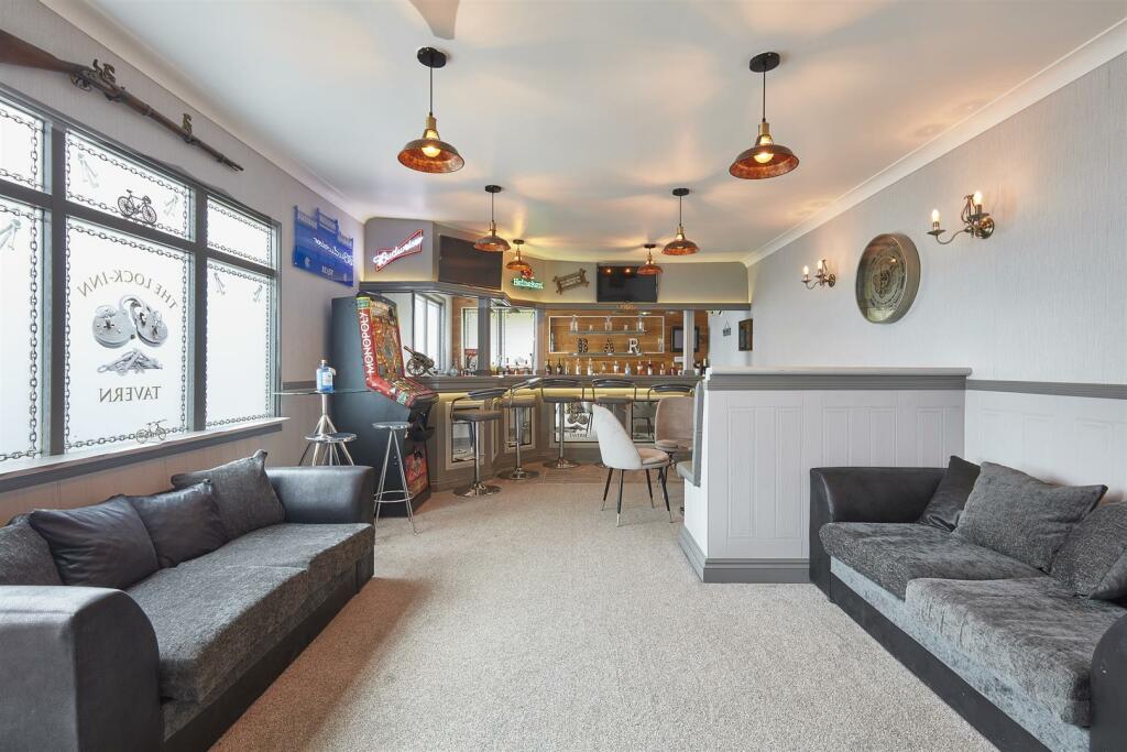 Frith_Meadow_Landbeach_100624 32.jpg