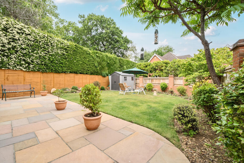 1295486-46-682f3d...