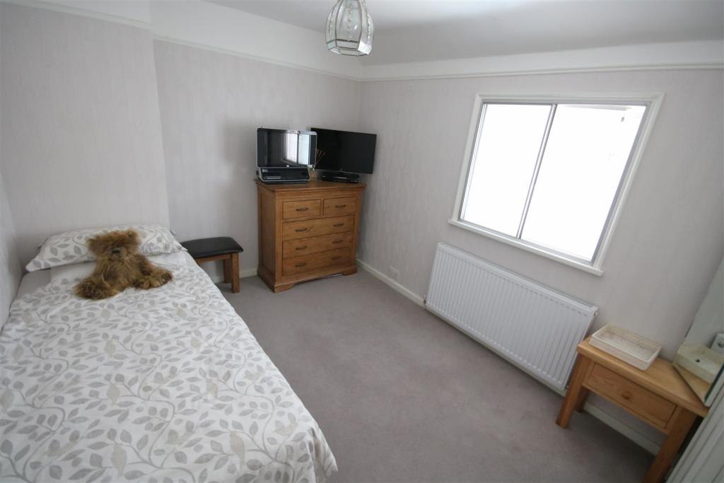 bed2.JPG