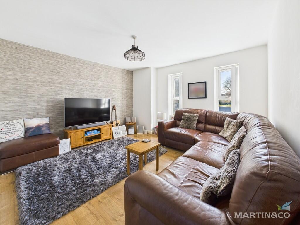 CAM03111G0-PR0272...