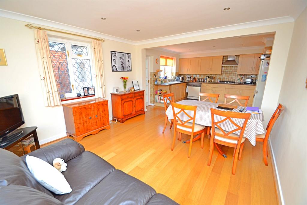 Kitchen/Family Room