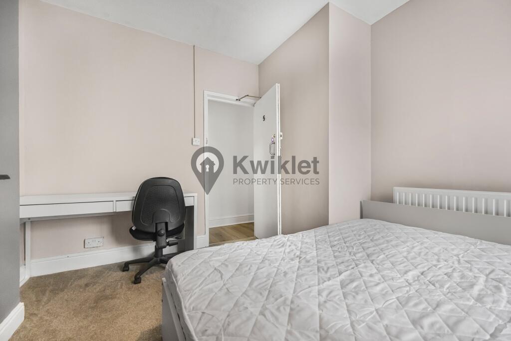 eZy Watermark_25-08-2024_07-14-10-4200AM.JPG