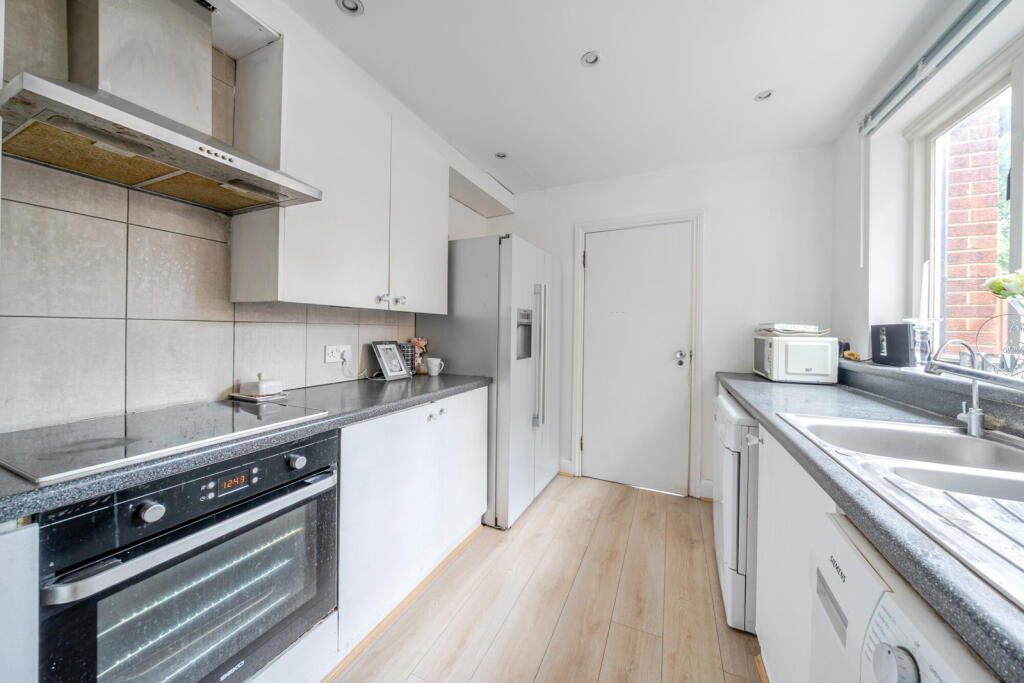 1329475-13-6883a1...