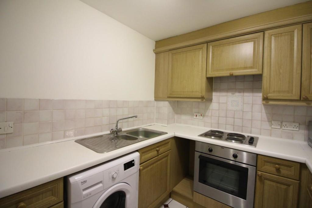 kitchen side 1 (1).jpg
