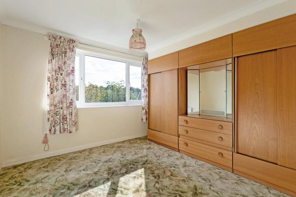 80211_11 Linden Way -  (15).jpg