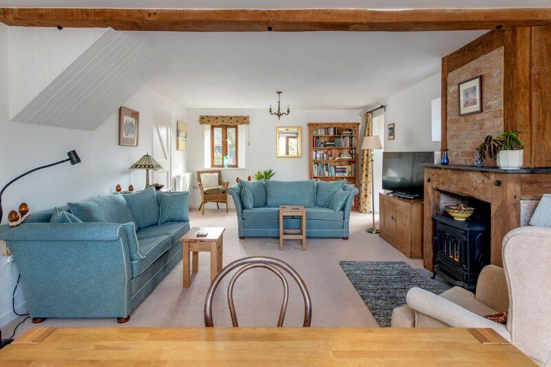 Living/dining room