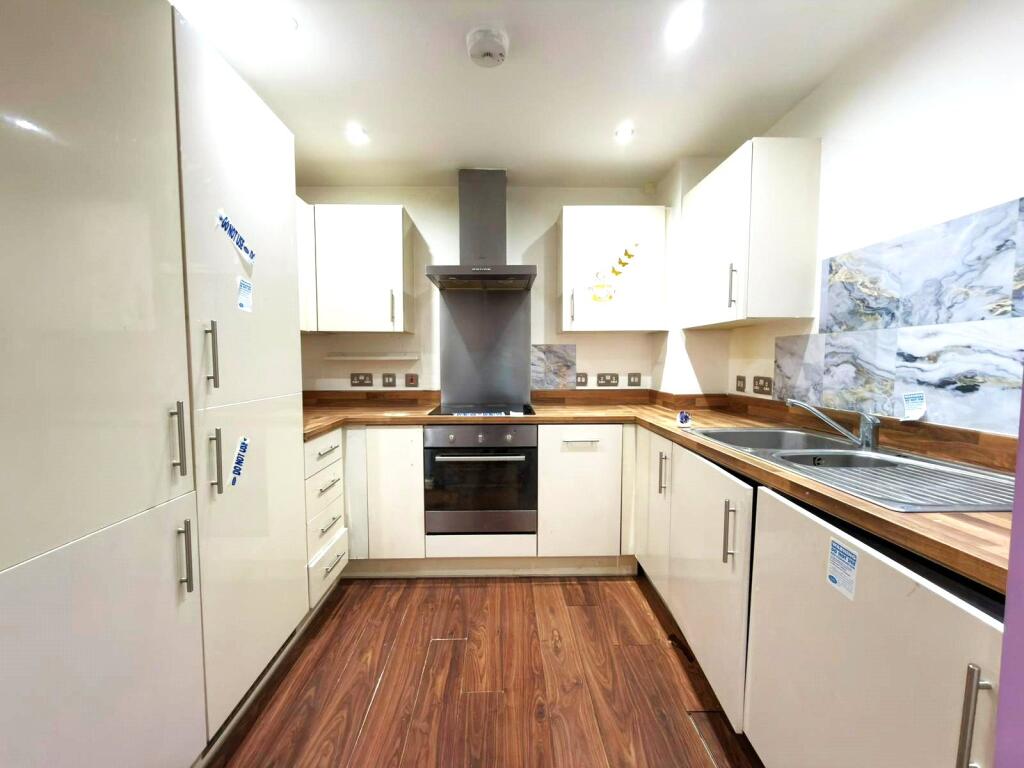 Loxford Road, Barking, IG11