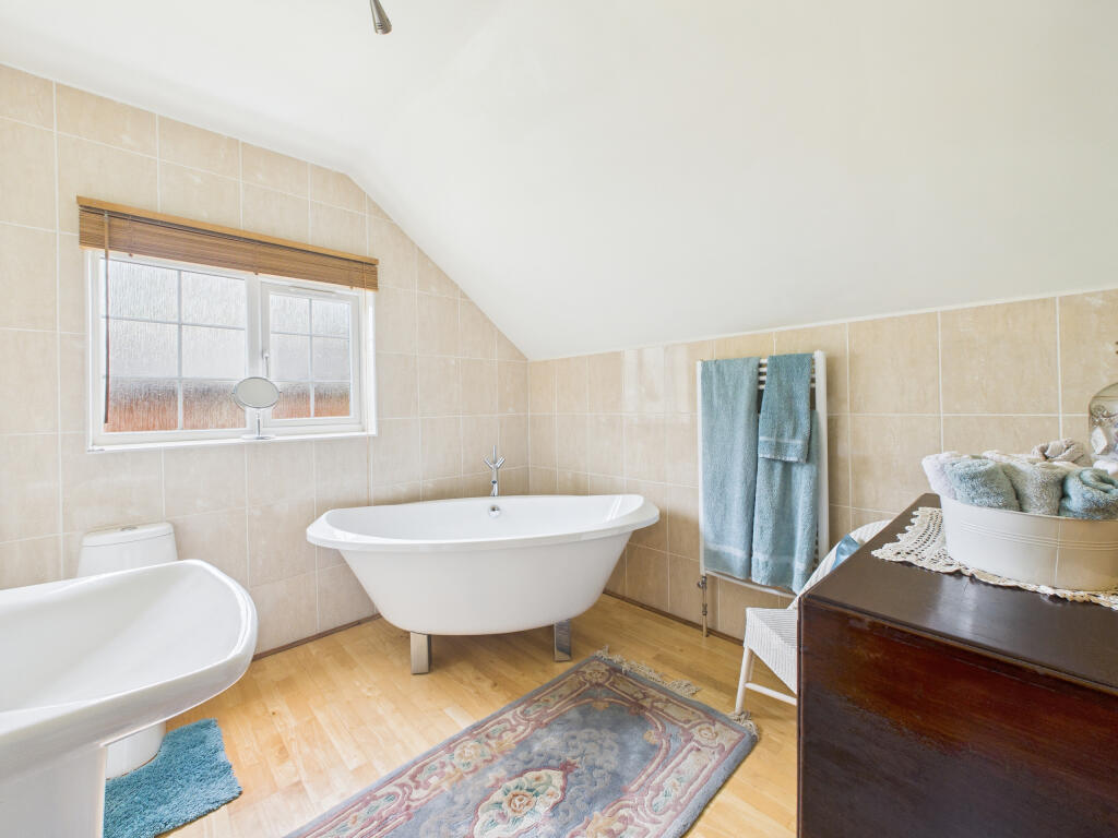 CAM02909G0-PR0488-STILL017