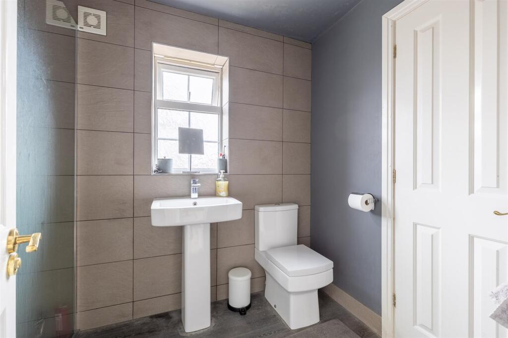 8ChestertonWay-21.jpg