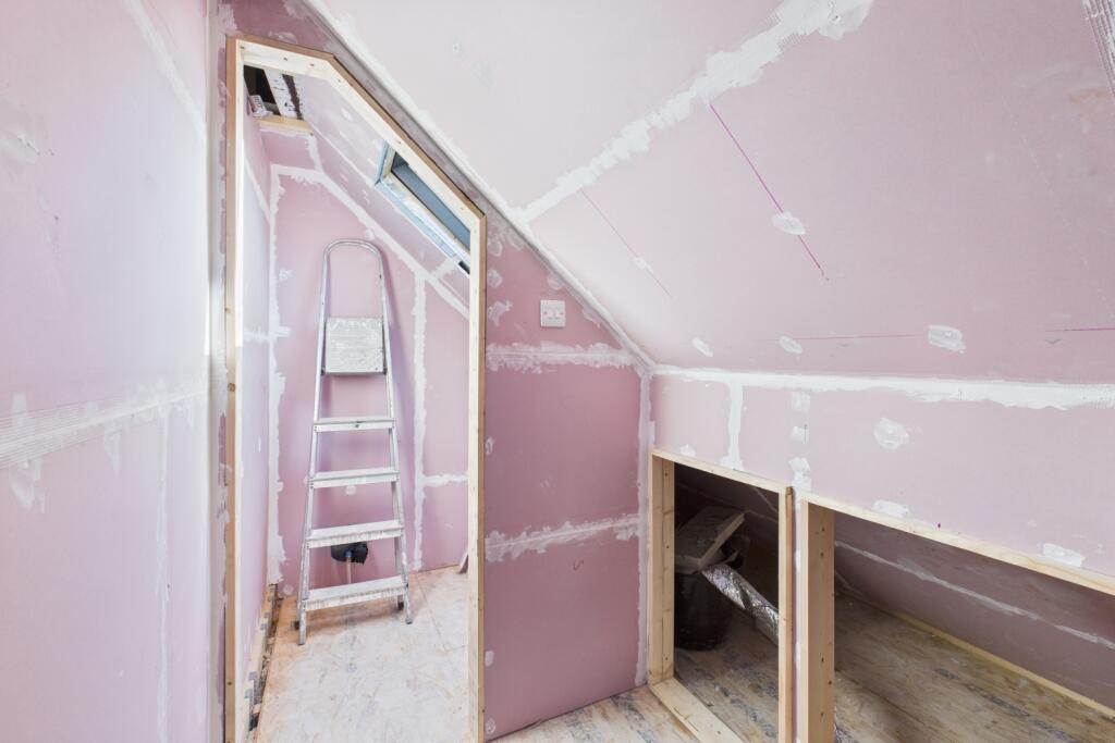 CAM03162G0-PR0357-STILL003