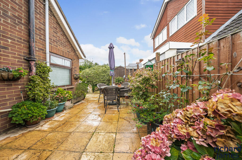 57f5b151-2d6d-48f...