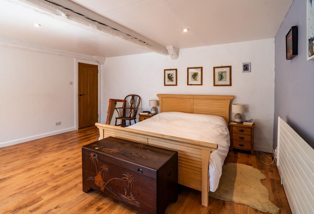 Principal Bedroom Suite