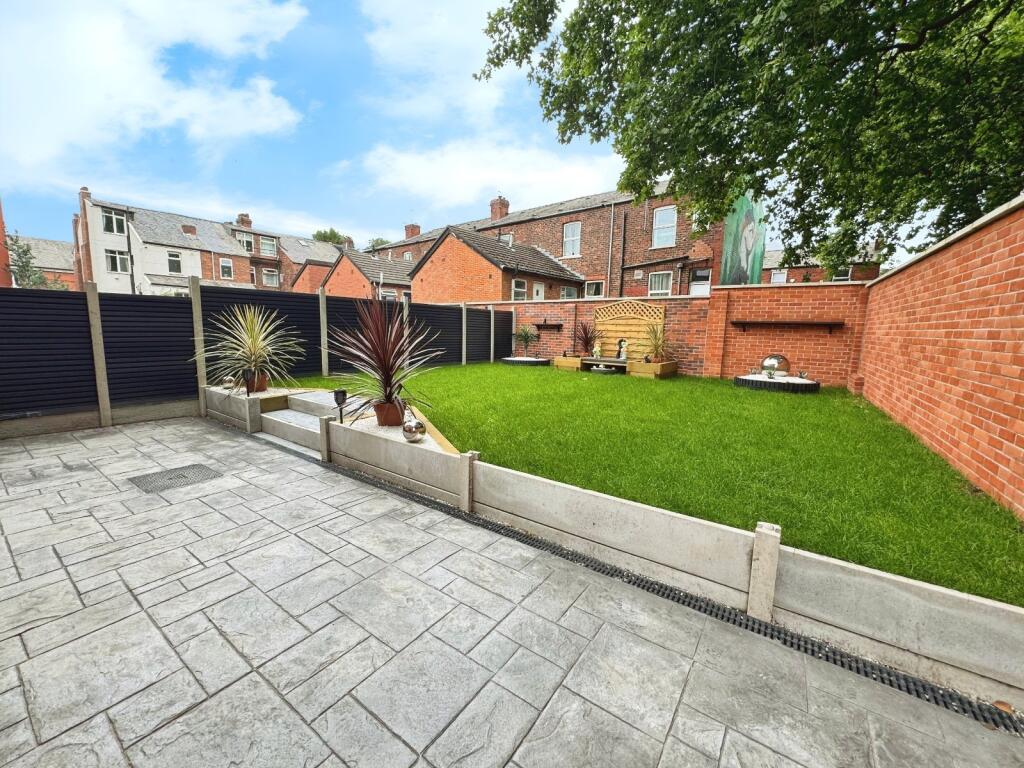 Show Home Photograph