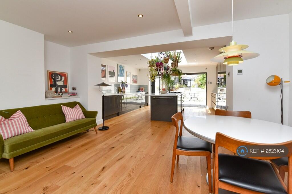 Open Plan Kitchen Diner 