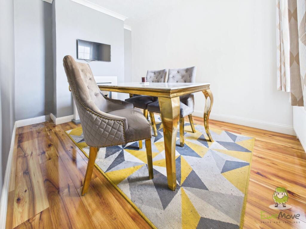 CAM01543G0-PR0148-STILL006