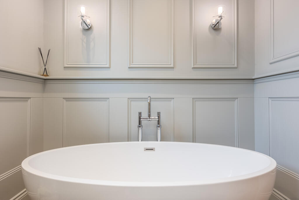 Welham Road 13 Bathroom-3