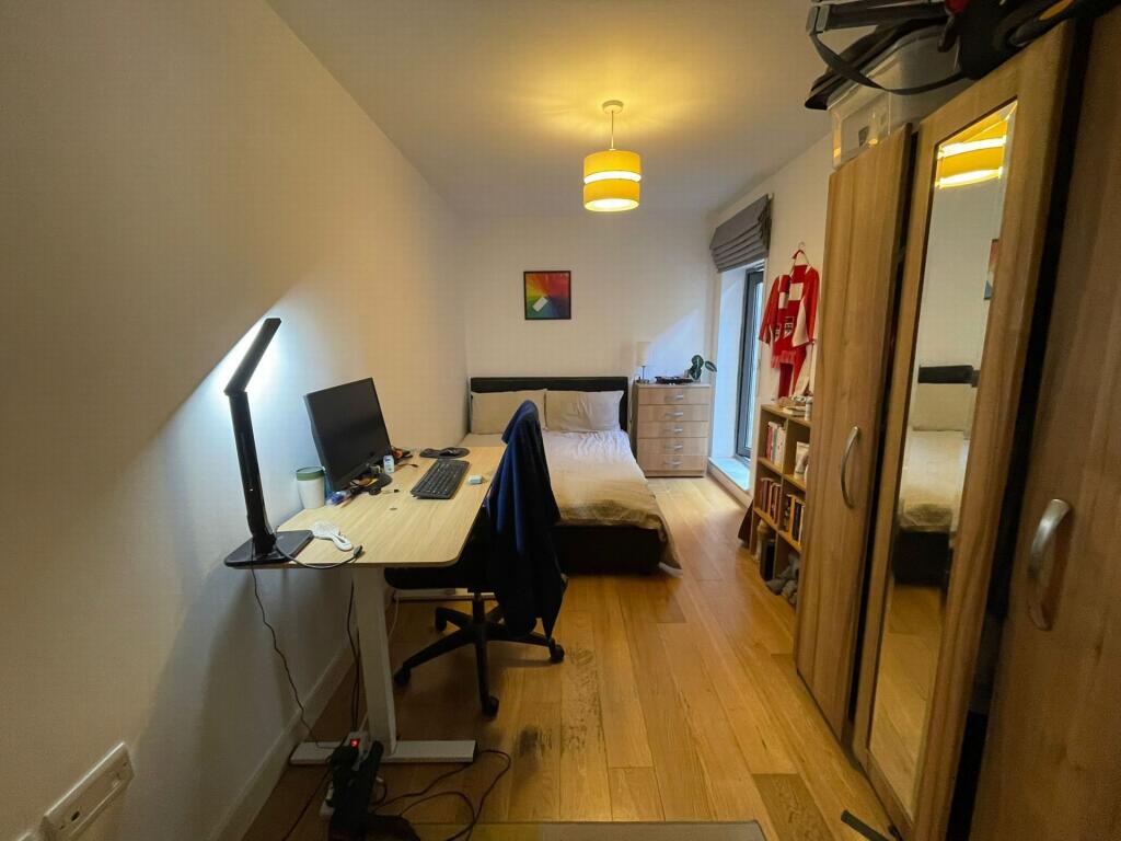 Photo 10