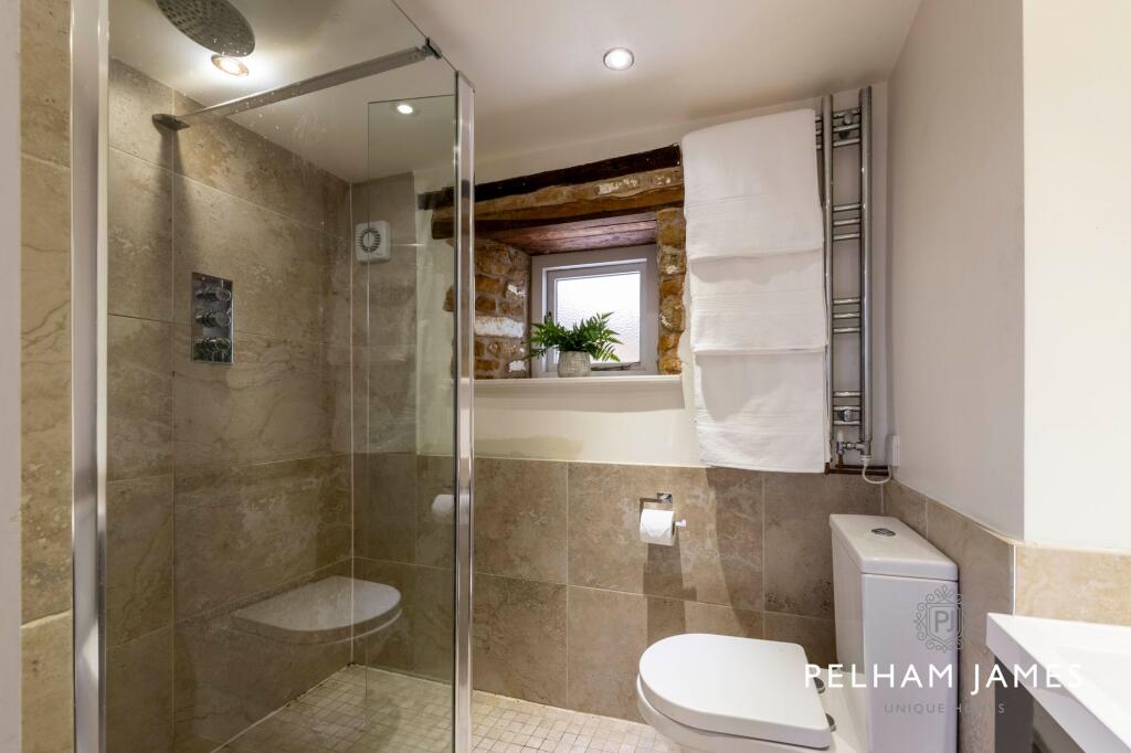 Shower Room, Lapwing House, Lyddington