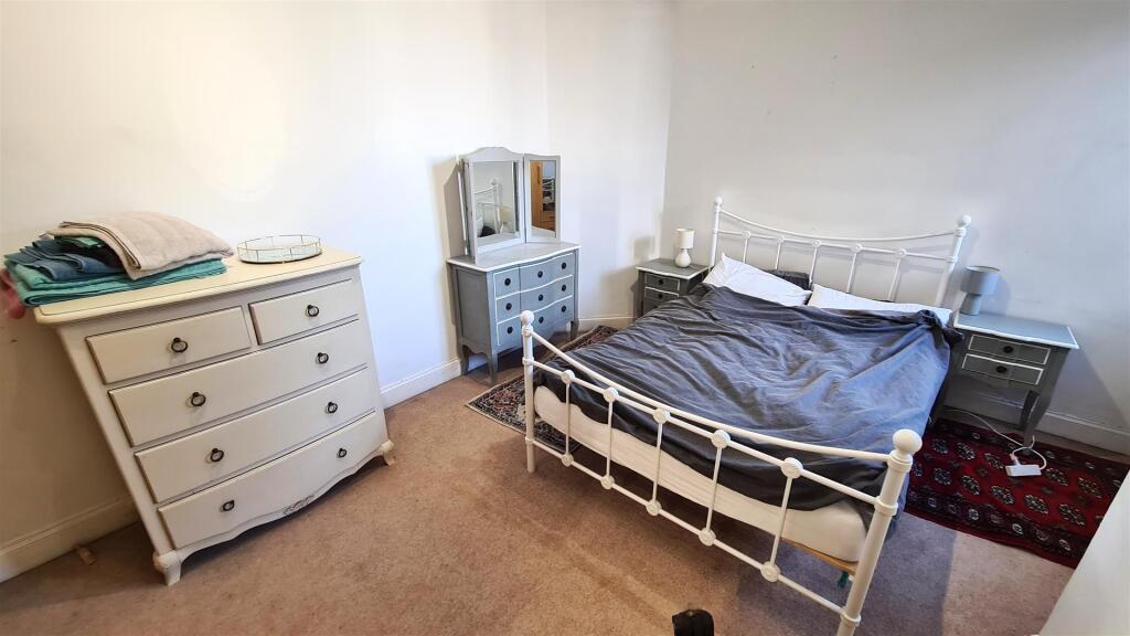 Bed 2