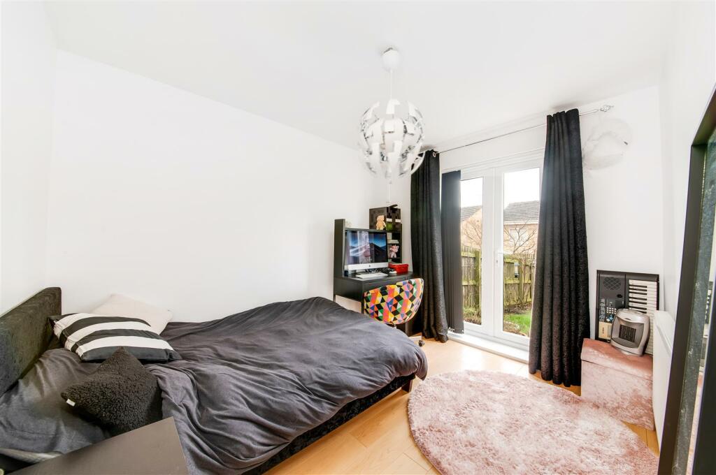 BEDROOM FOUR/HOME OFFICE
