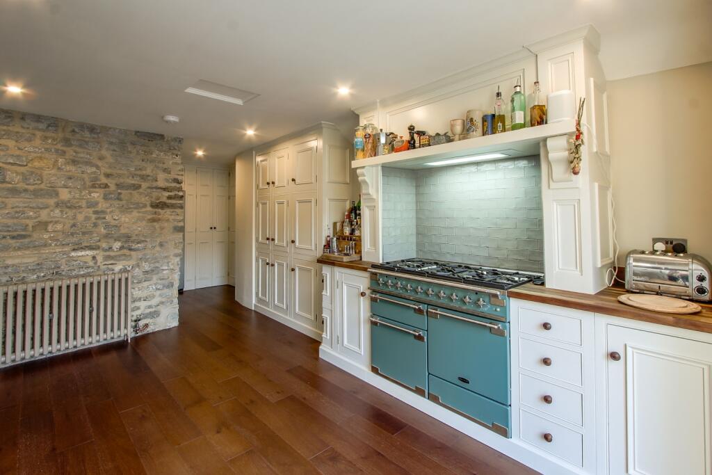 Kitchen 5