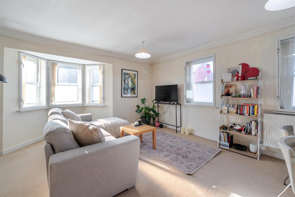 15 Reffield Close, Towcester (1).jpg