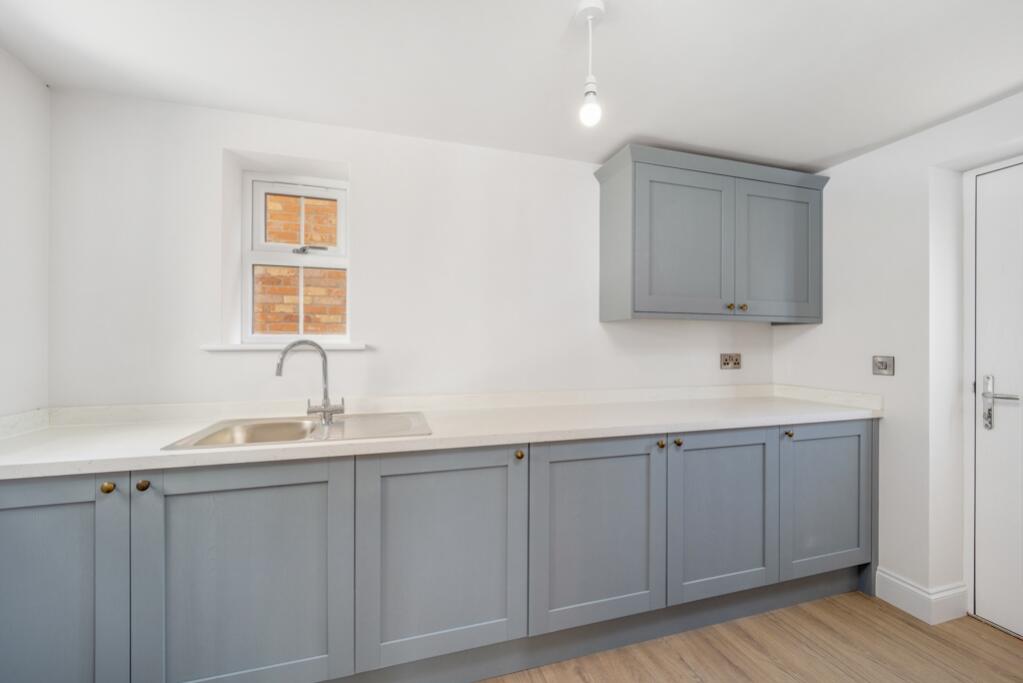 Plot 14, The Parklands (Sudbrooke)-15