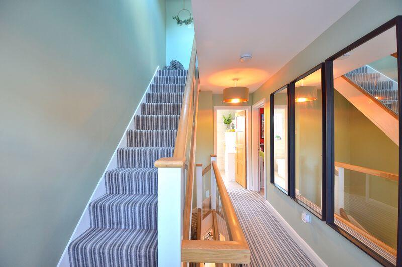FIRST FLOOR LANDING