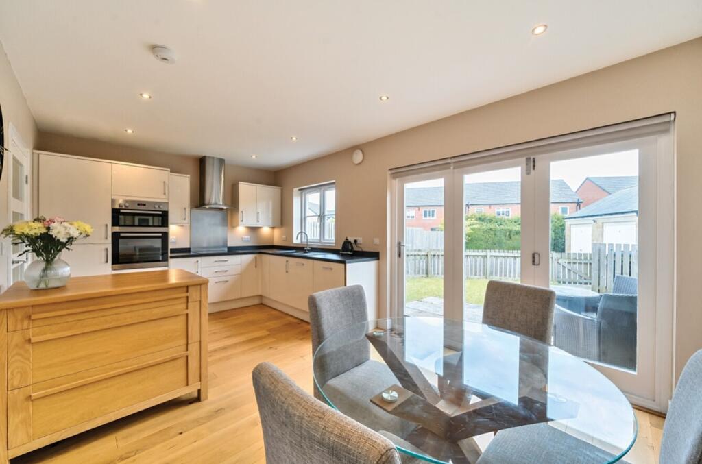 Estate Agent in Harrogate Dining Area JPG