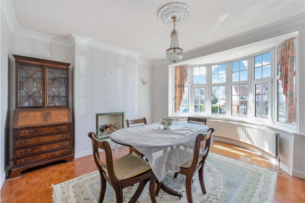 ROUNDWOOD VIEW (14 FROM 25)-9.jpg