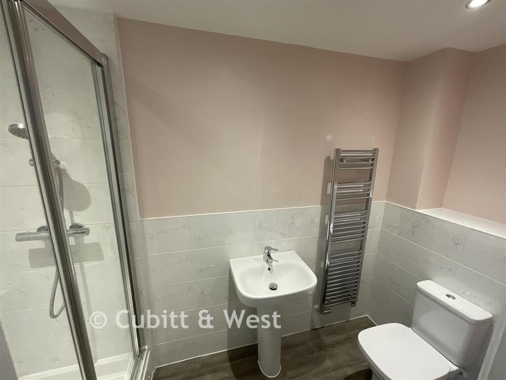 En Suite Shower